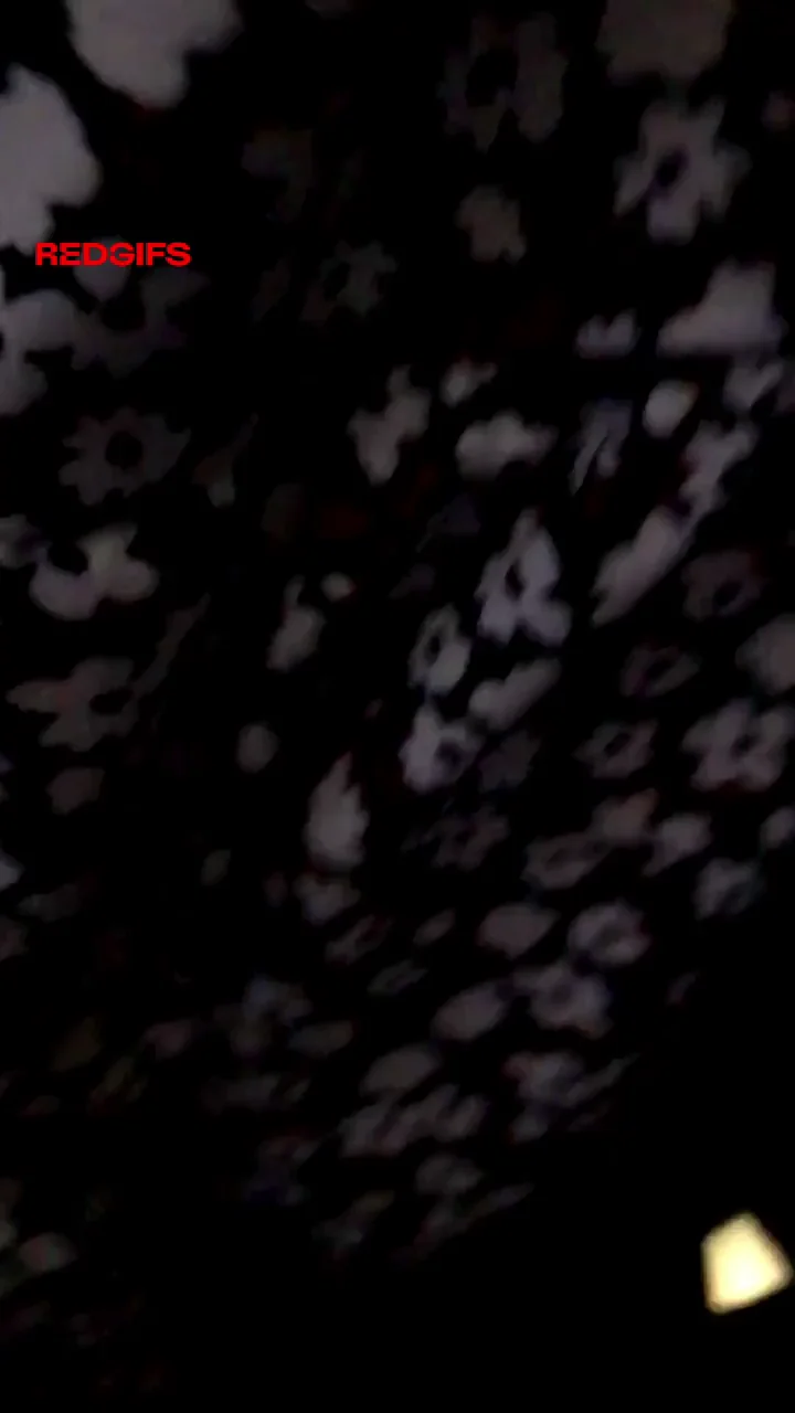 Mall Photo Booth Slut Flashes Juicy Tits & Pussy