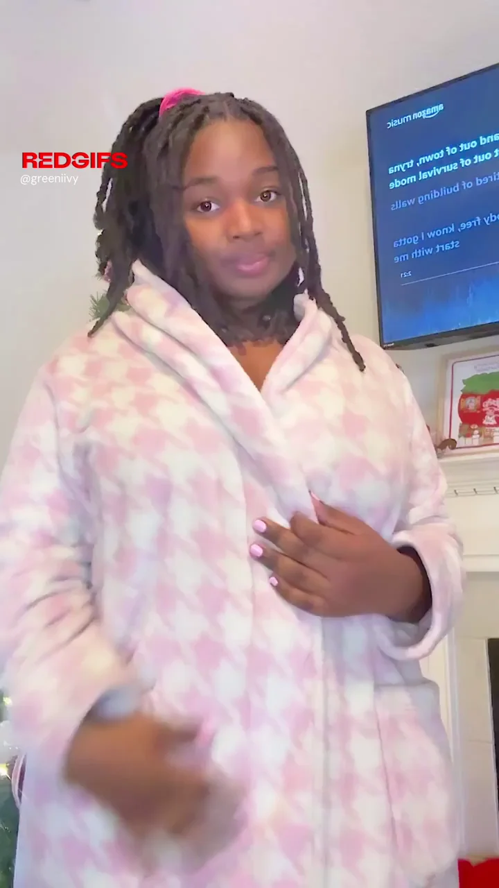 let me introduce you to my favorite winter robe