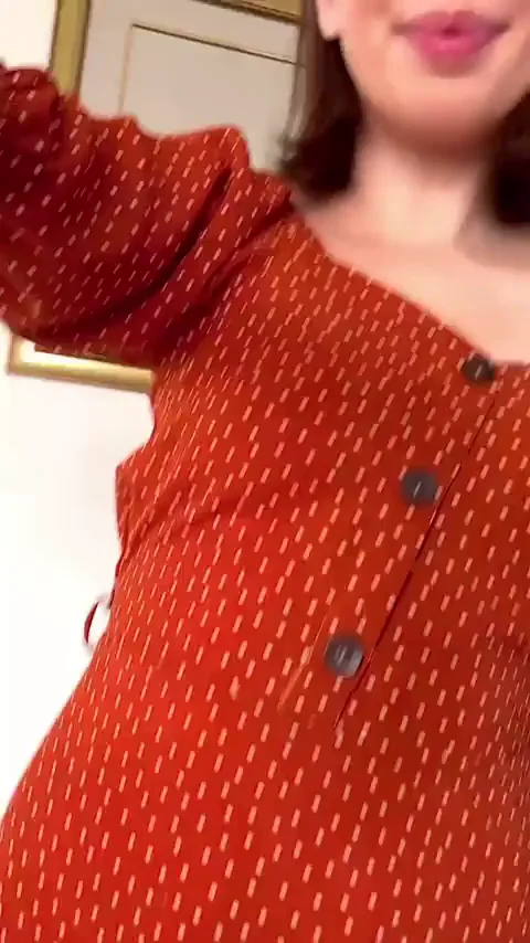 Oops.. I forgot my panties again 😇