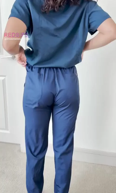 Ebony Nurse's Naughty Scrubs Tease 😈🍑💋