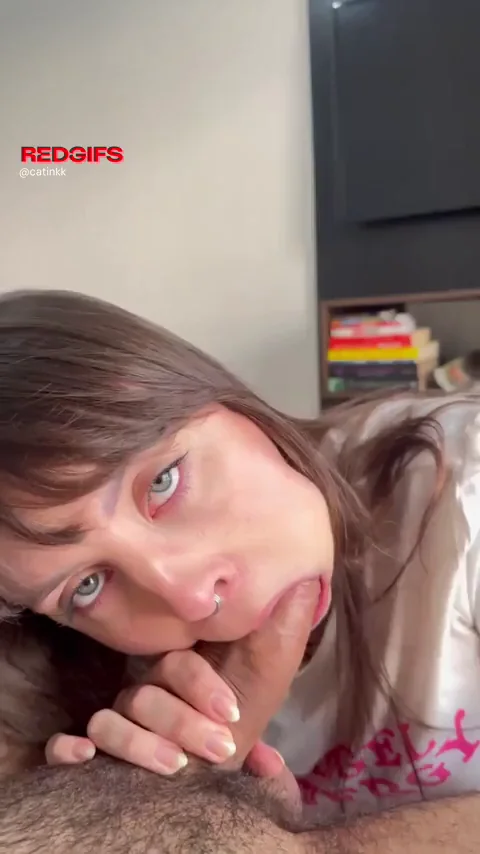 Suction Queen Checks Her Head Game: 'Am I Working It Right?'