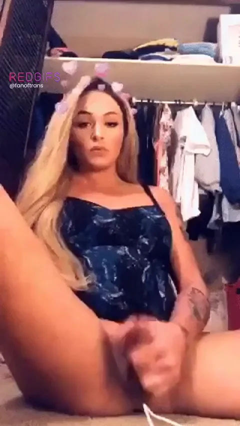 Stunning Trans Babe Strokes Her Thick Girlcock