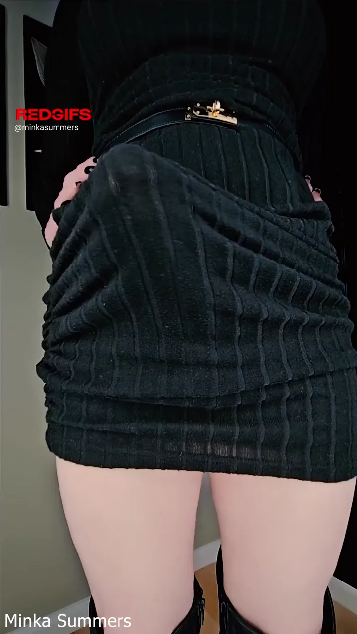 You just found out your new girlfriend is a Dom and has a huge cock, wyd?