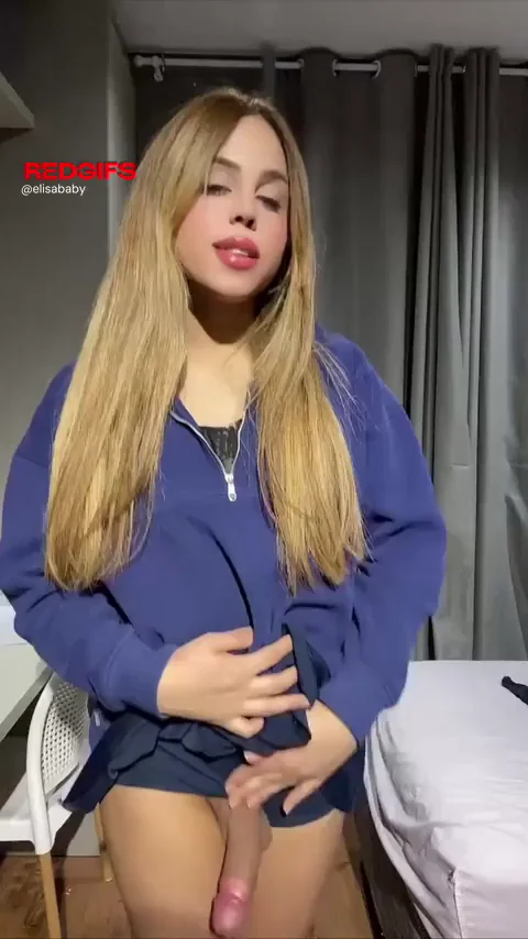 Watch My Massive Shemale Cock Bounce 🍆💦