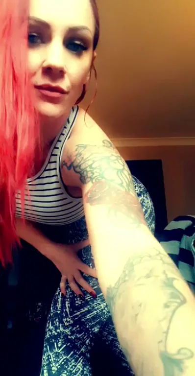 Gym clothes drop and reveal from a UK mum lockdown xx enjoy