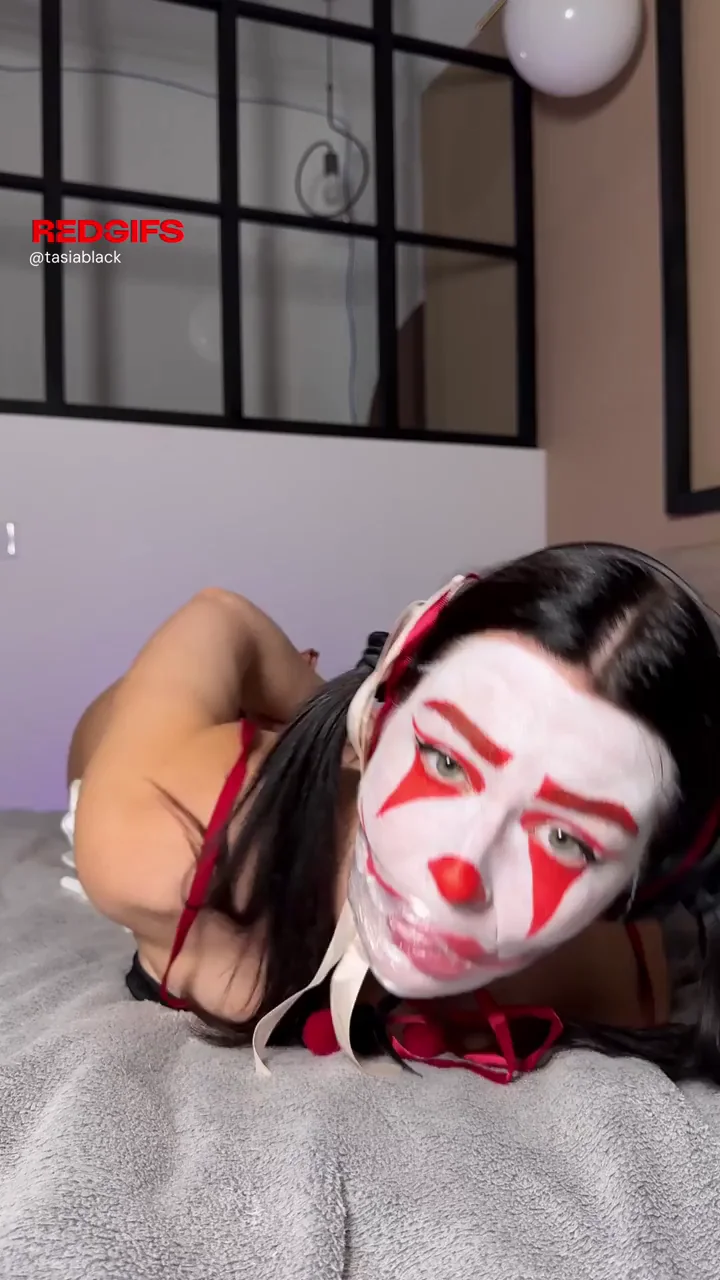 You stole a clown from the circus. Do you think it will be a good fucktoy?