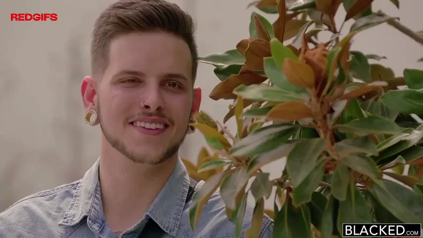 Kendra Sunderland's BBC Awakening 🍆💦 Blonde Bombshell Dumps BF for Black Cock