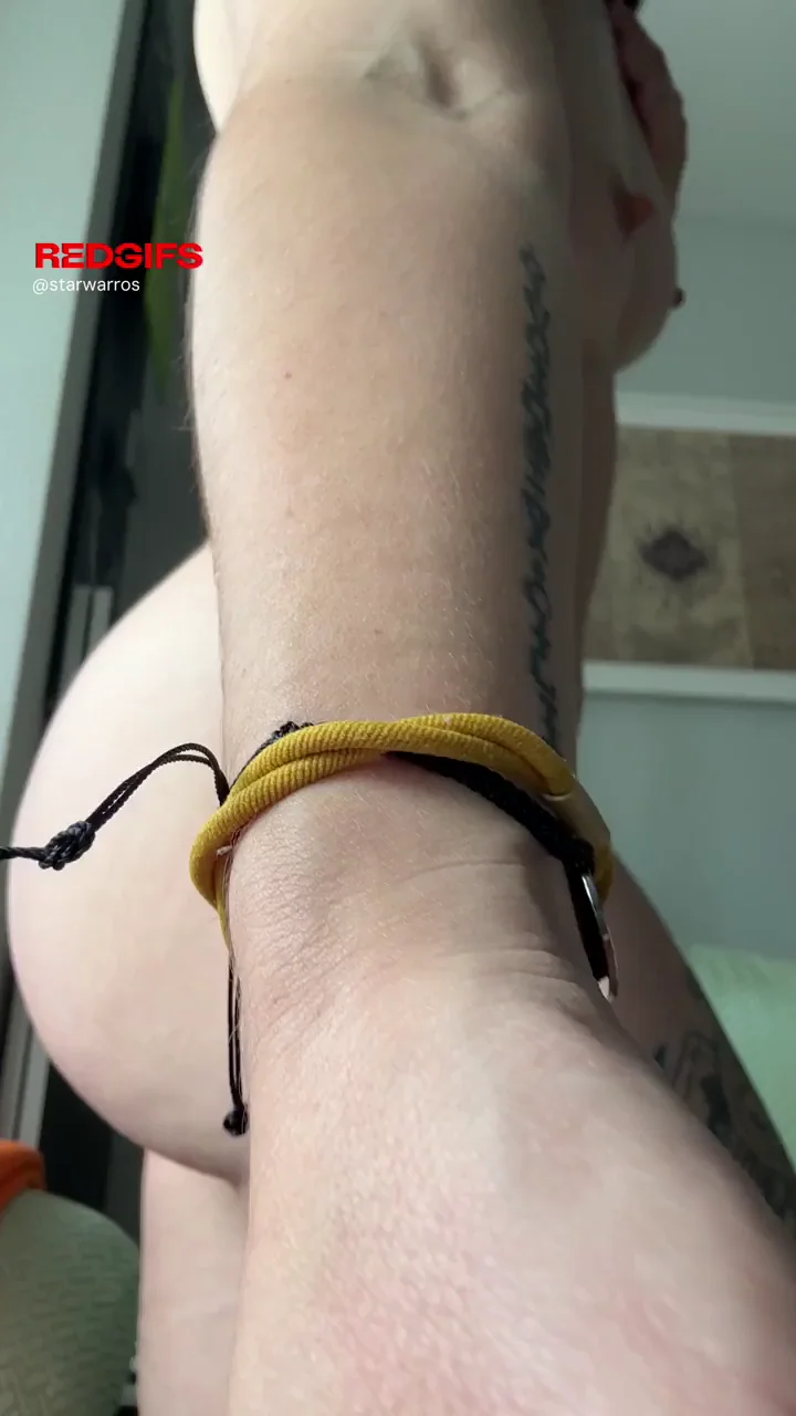 🍑 Kick Off the Year with My Massive Phat Ass Shake! 🔥