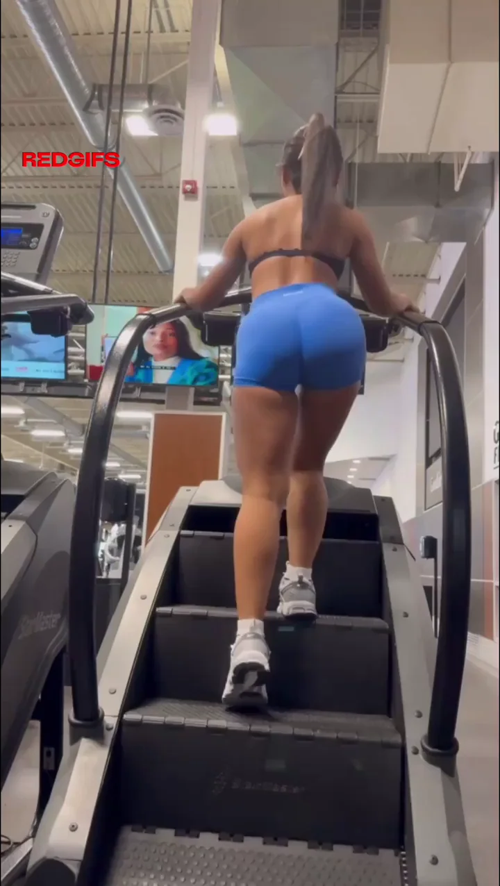 Thick Trans Gym Slut Teases Her Juicy Ass on Stair Climber