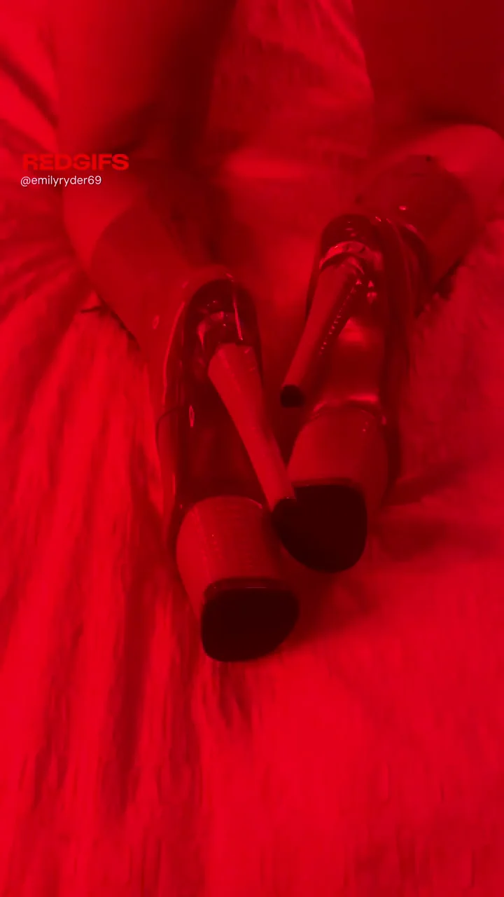 🔥 Volunteer for Teacher's Naughty Anatomy Lesson 👠💦