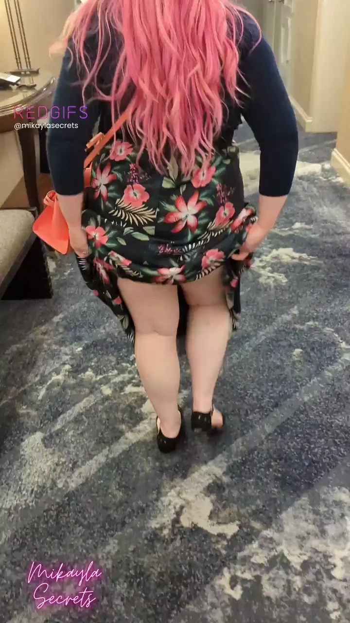 Pink-Haired BBW Teacher Flashes Juicy Ass in Public Hotel