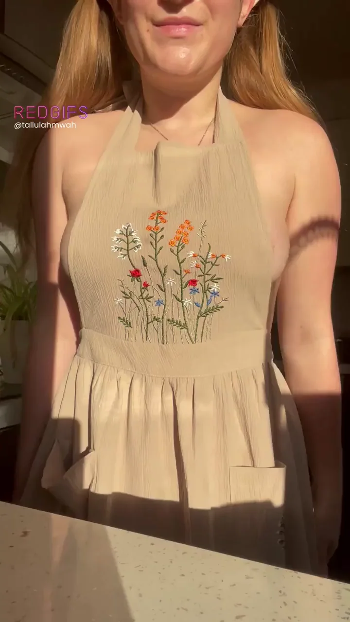 English Elf's Massive Tit Surprise: Blonde Bombshell Drops the Apron