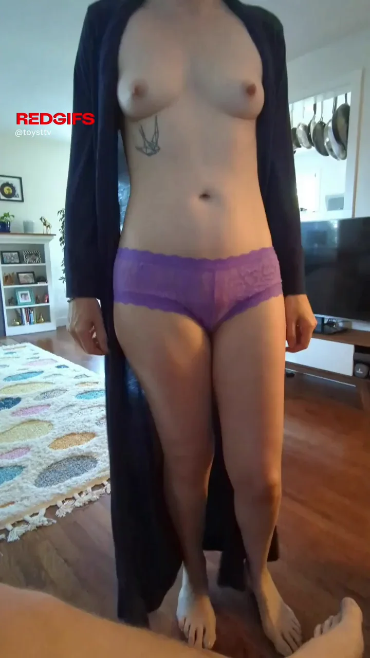 Tada...the boobies and erasernips