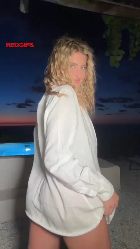 You love these dumptruck booty?