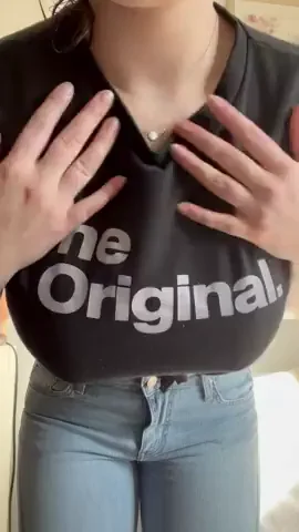 i had the best tits in 2025, i will still have that title this 2026 ;)
