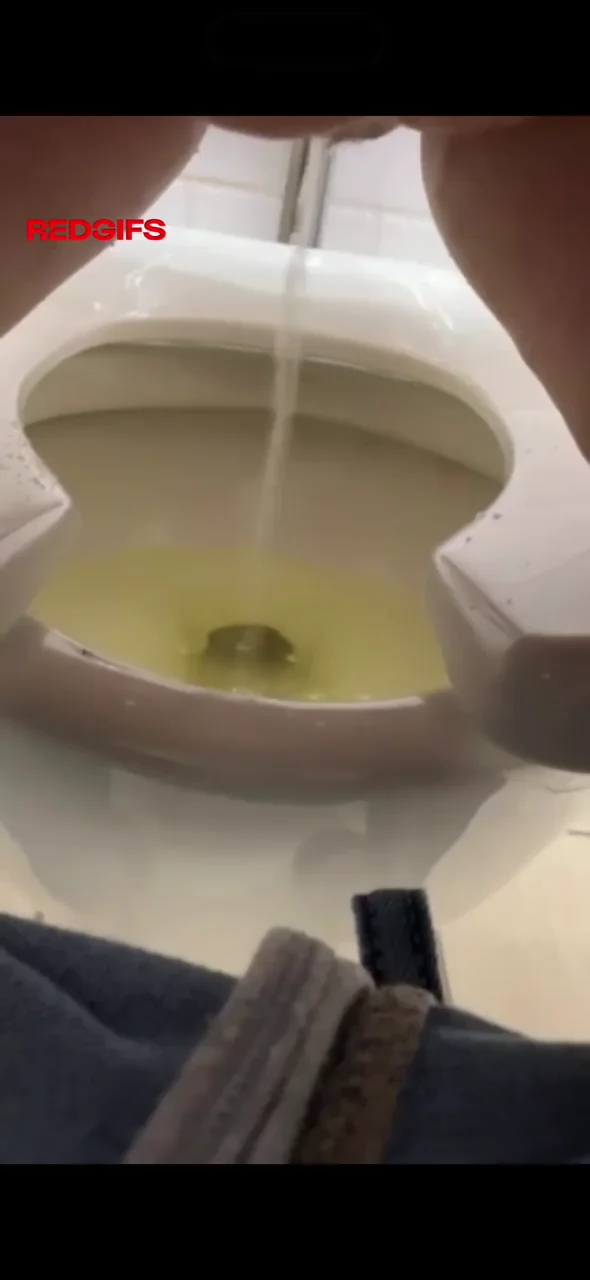 Pissing at Texas Roadhouse