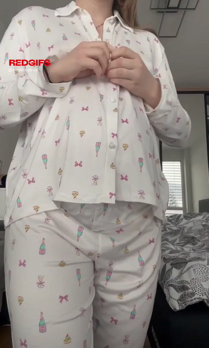 Flashing you my pregnant boobies