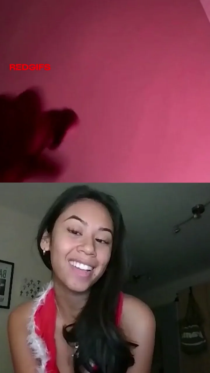 Cute Babe Teases Massive Cock to Edge 💦😈