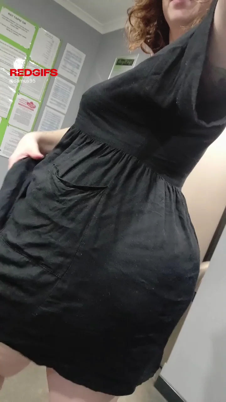 😈 Short Dress Hides My Chubby Bare Pussy & Fat Ass 🍑