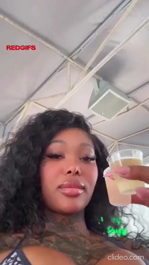 She's always showing out