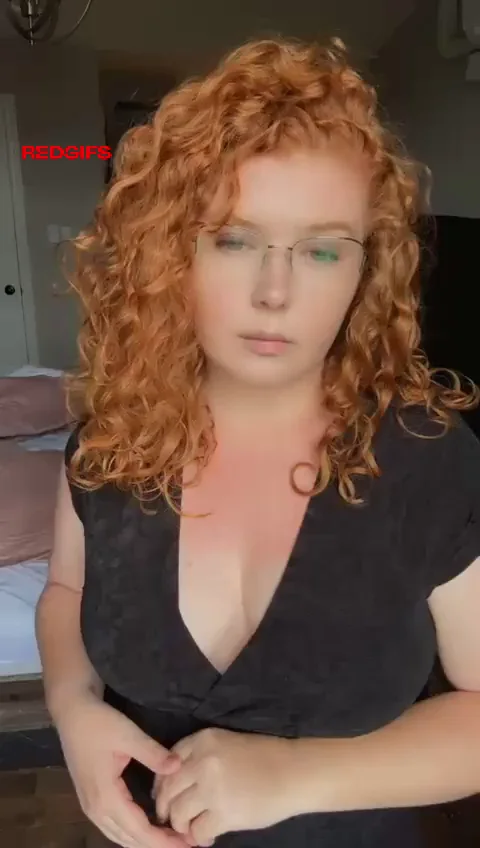 Redhead MILF Tease: 'I Crave Your Eyes on My Thick Curves'