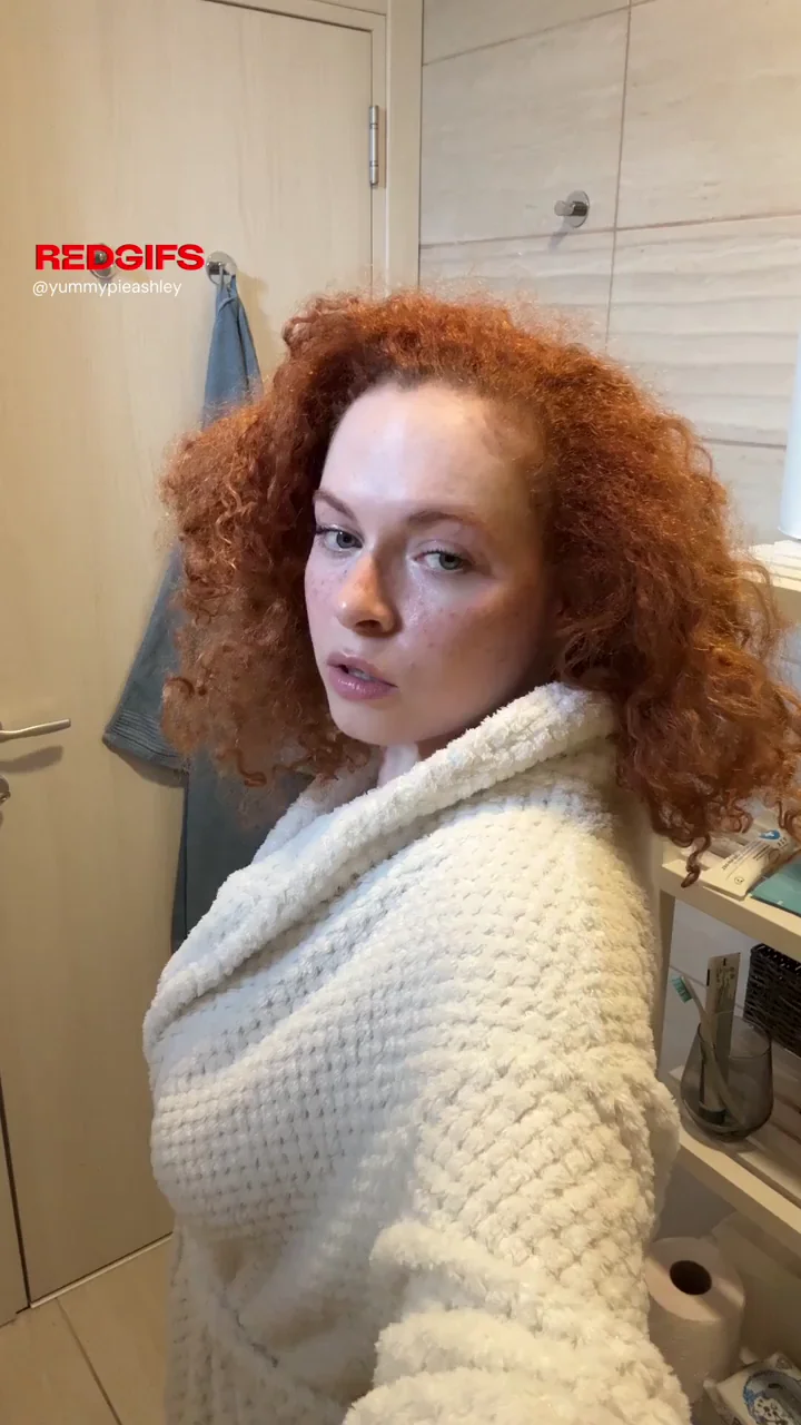 Redheads shouldn't be allowed to wear anything