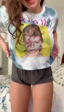 the delicious body of a cum slut rockstar ;)