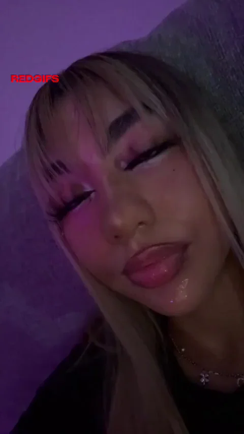 Don’t let my pretty face trick you, this tongue milks souls