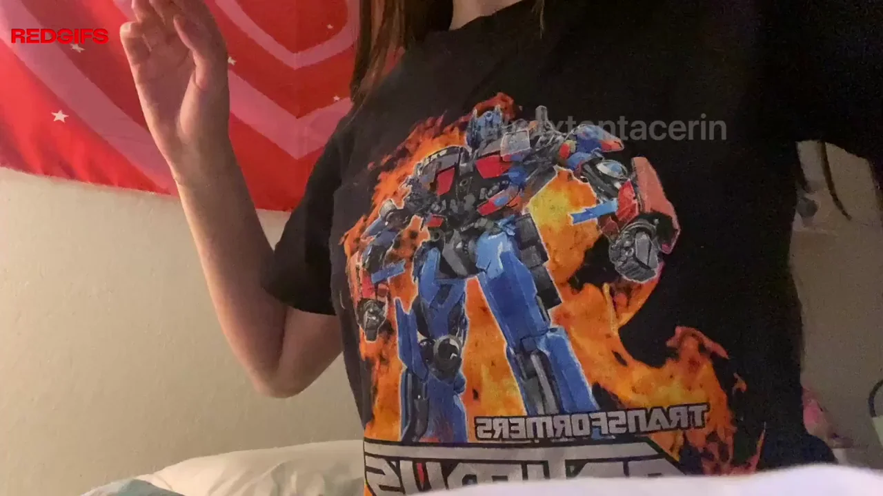 autobots! roll out the boobies >:D