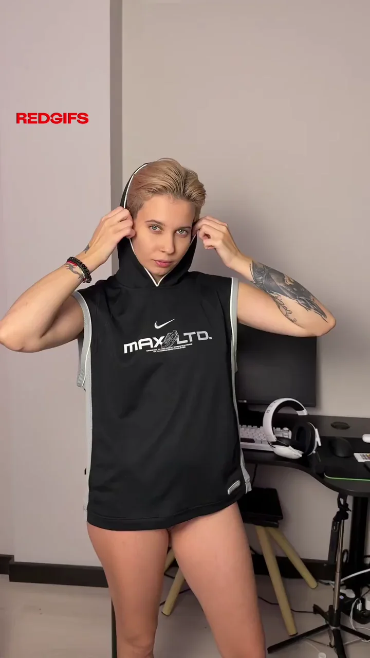 I like to show my body