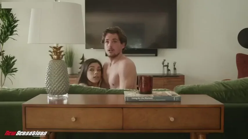 Step Bro's Thick Cock Beats Relationships Every Time 🔥👨‍👩‍👦