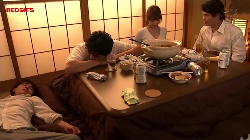 Under a Kotatsu: Yua Mikami (SSNI-703)