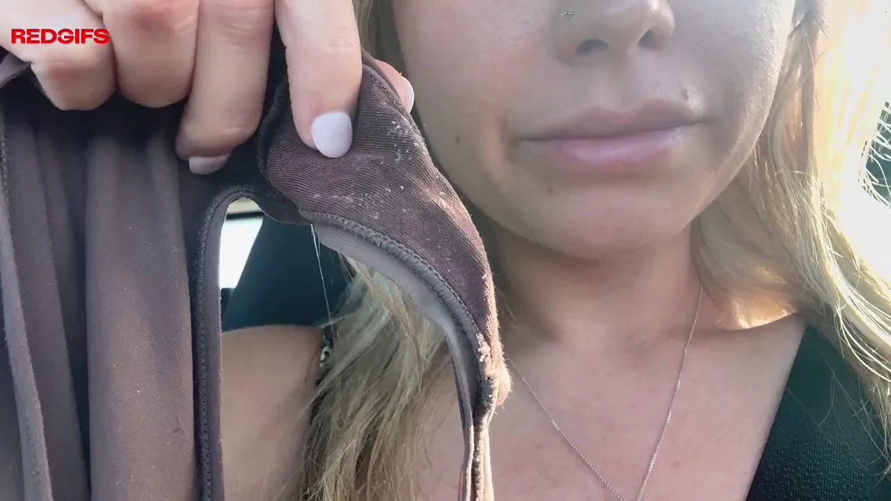 Tasting myself in public 😏
