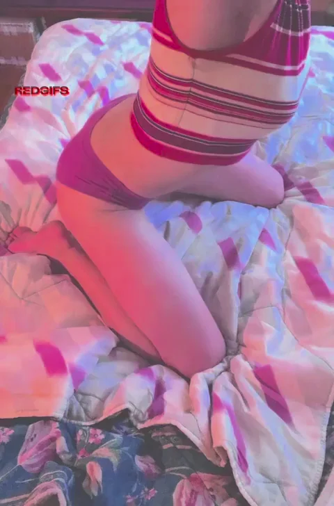 Who’s ready to feel my tight grip around their cock? 🫦