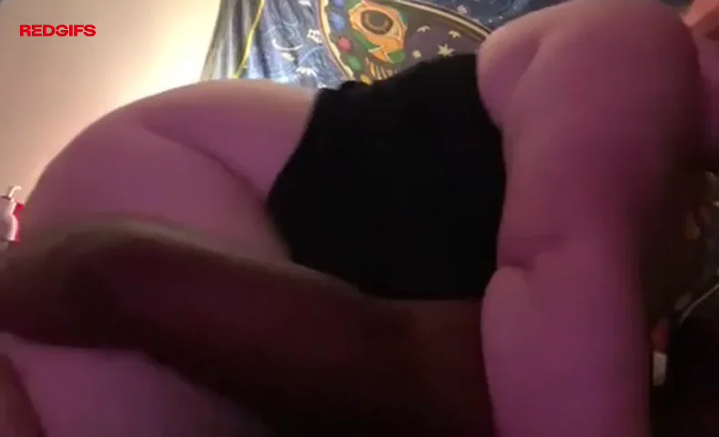 let me sit this ass all on you 🥰🍓