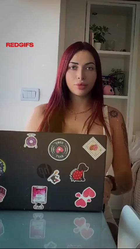 Grabé un video como si fueran mis pensamientos… este es el tráiler.
