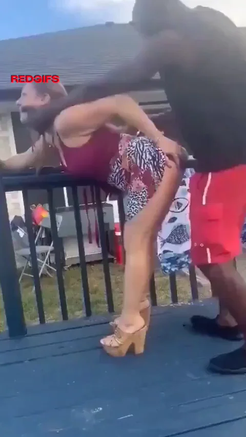 BBC told the married whore to stand up her ass in front of the cuckold’s house