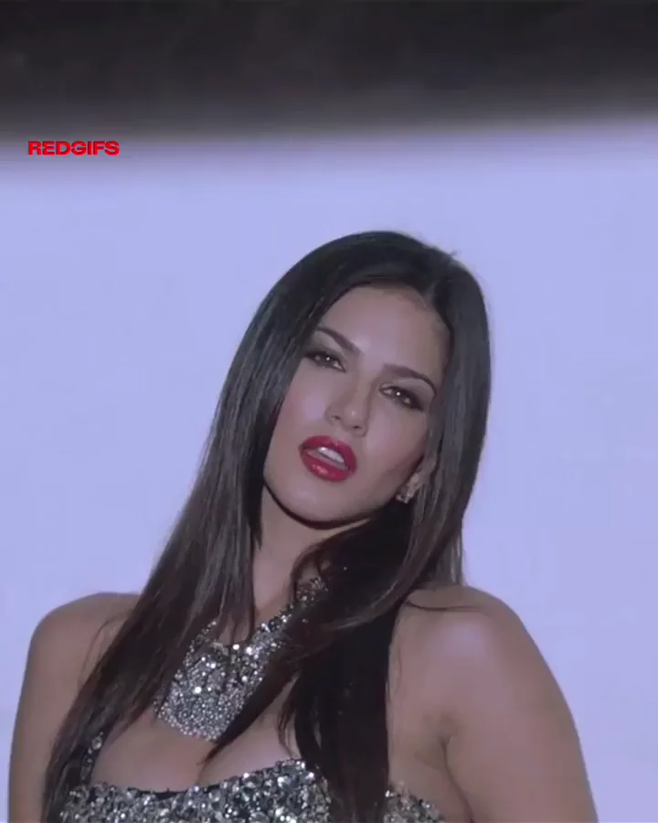 Sunny Leone in Ragini MMS 2 [Color corrected]