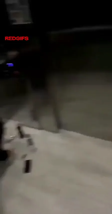 Snowbunny dicked down in the elevator