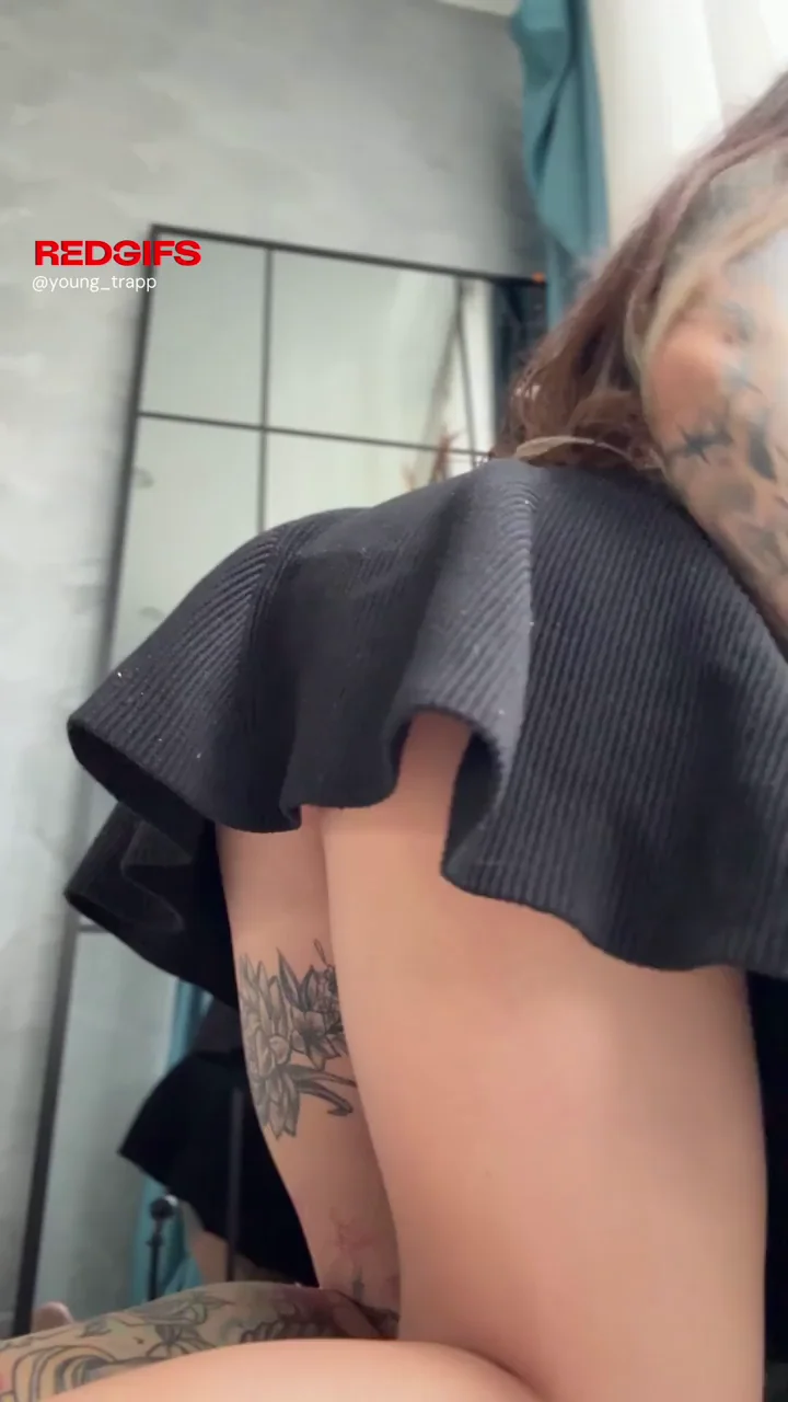 No panties, no problem