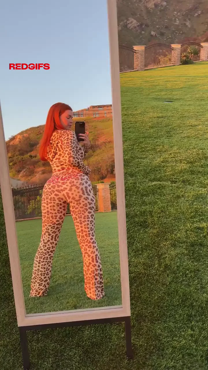 it’s got a nice jiggle in these pants