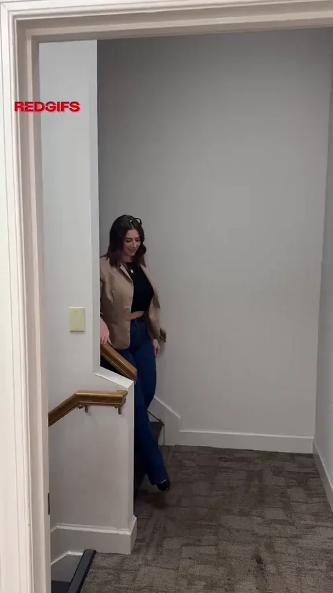 Flared Pants MILF Tease: Booty Poppin' in the Hallway