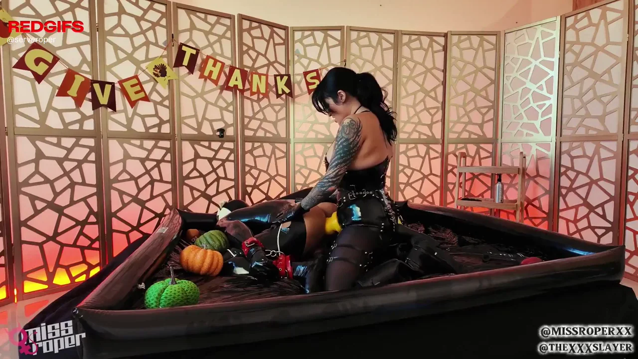This poor guy though he would top me but I made sure that he will be my fuck toy [domme]