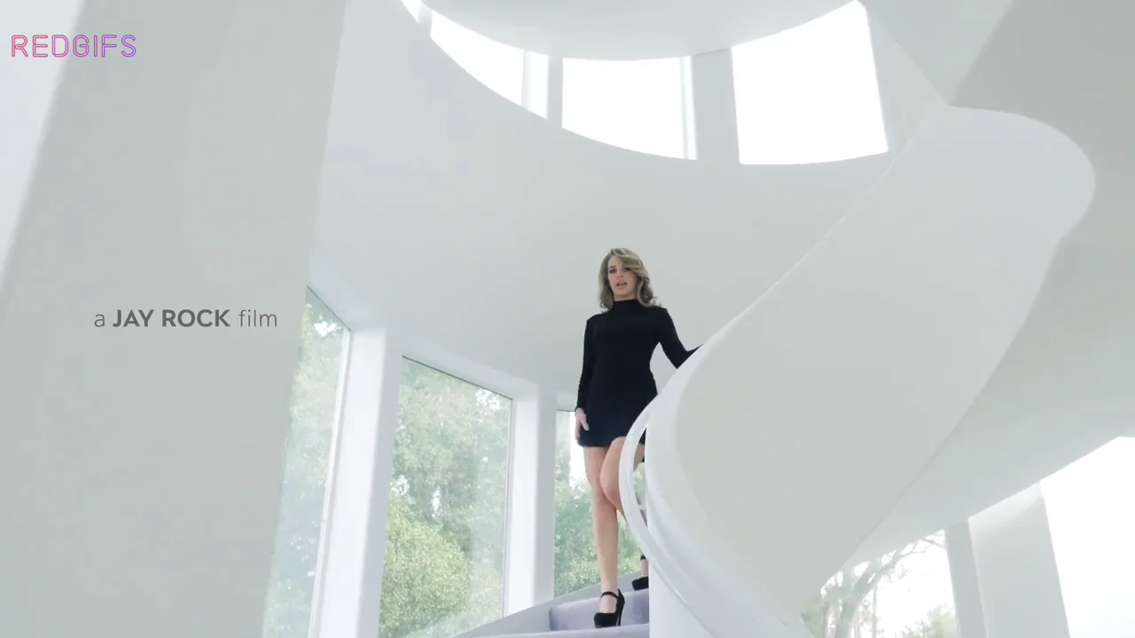 Kimmy Granger and her luscious body