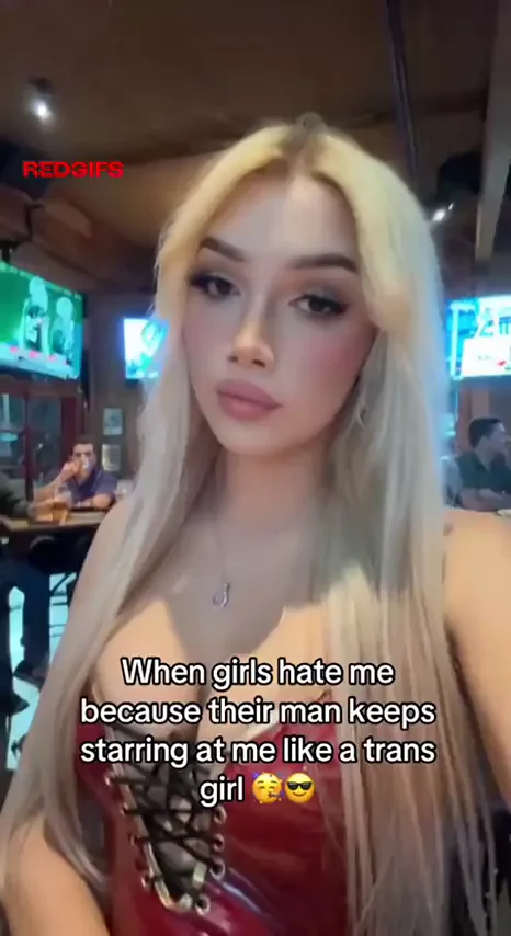 if i looked at you like this, and asked nicely, would u kiss the tip? ✨