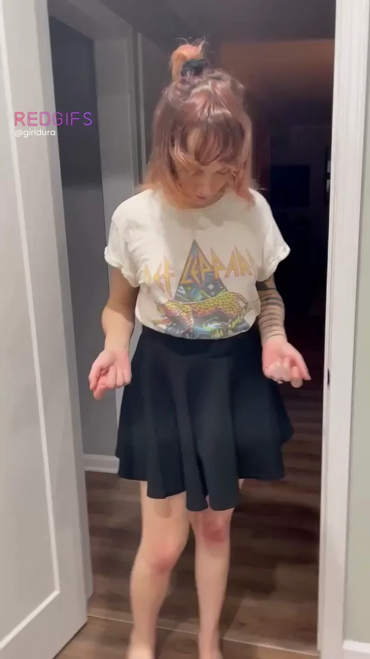 Tgurl Teasing Her Massive Girlcock Under Tight Skirt 🍆💦