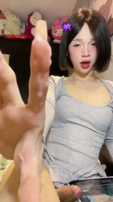 Is it cool to keep hands to ourselves on the first date?