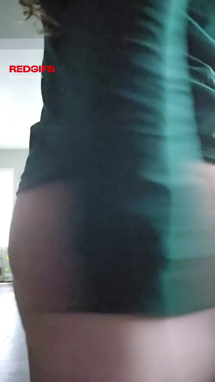 Booty jiggle