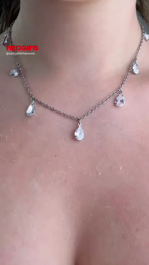 I hope this view of my tits gives you the best night