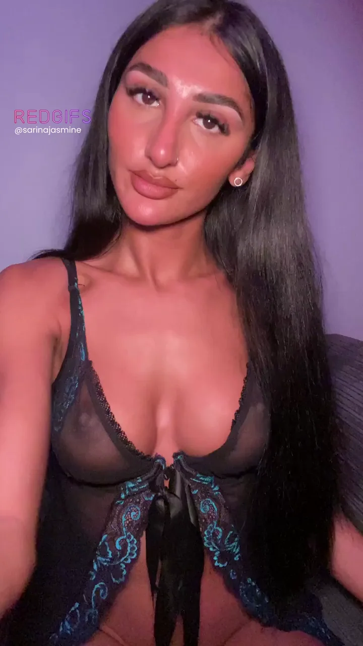Pretty in black set
